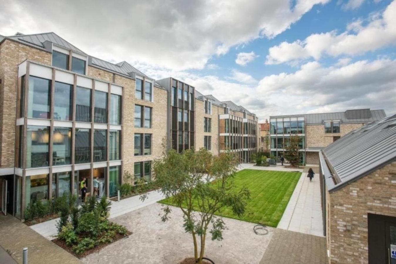 Dorothy Wadham Apartments, Oxford Exterior photo